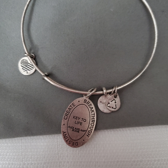 Alex and Ani Key to life bracelet - Picture 3 of 4